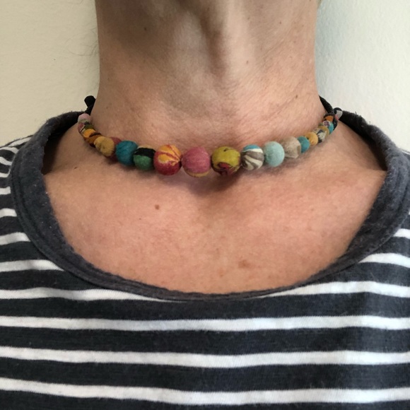 Kantha Memory Wire Necklace - Picture 3 of 4